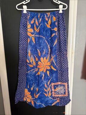 Bali Emerald Batik Midi Elastic Waist Skirt Size: XL Length: 33.5”